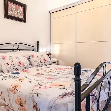 Villa Maison De Village Confort Eccica-Suarella (Corsica)