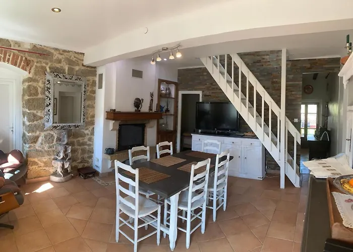 וילה Maison De Village Confort *